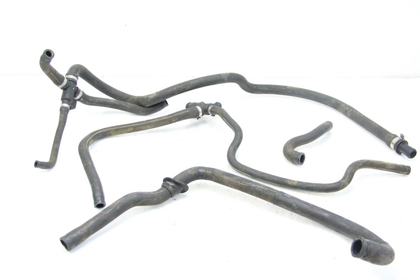 photo de MANGUERA DEL RADIADOR PIAGGIO VESPA GRANTURISMO 125 (2003 - 2007) - Vista principal