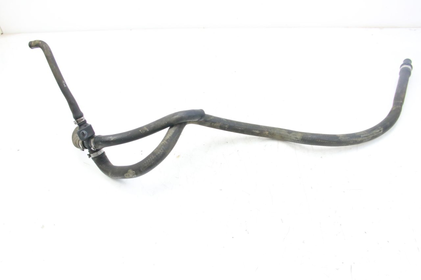 photo de MANGUERA DEL RADIADOR PIAGGIO VESPA GRANTURISMO 125 (2003 - 2007) - Detalle de la pieza