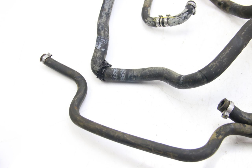 photo de MANGUERA DEL RADIADOR PIAGGIO VESPA GTS SUPER IE 125 (2009 - 2016) - Detalle de la pieza