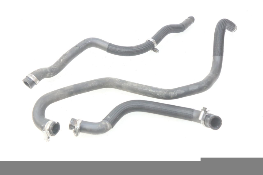 photo de MANGUERA DEL RADIADOR YAMAHA X-MAX XMAX 125 (2010 - 2013) - Vista principal