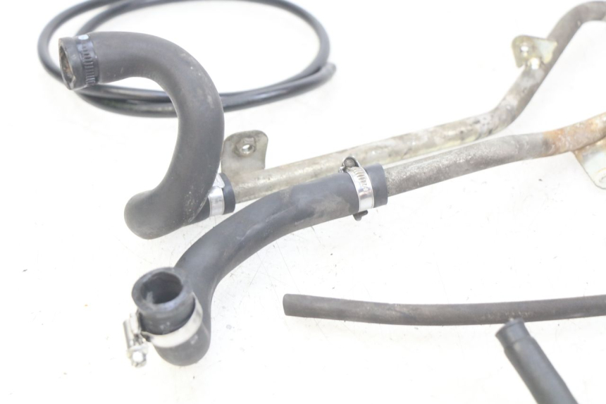 photo de MANGUERA DEL RADIADOR YAMAHA XMAX X-MAX 125 (2006 - 2009) - Detalle de la pieza