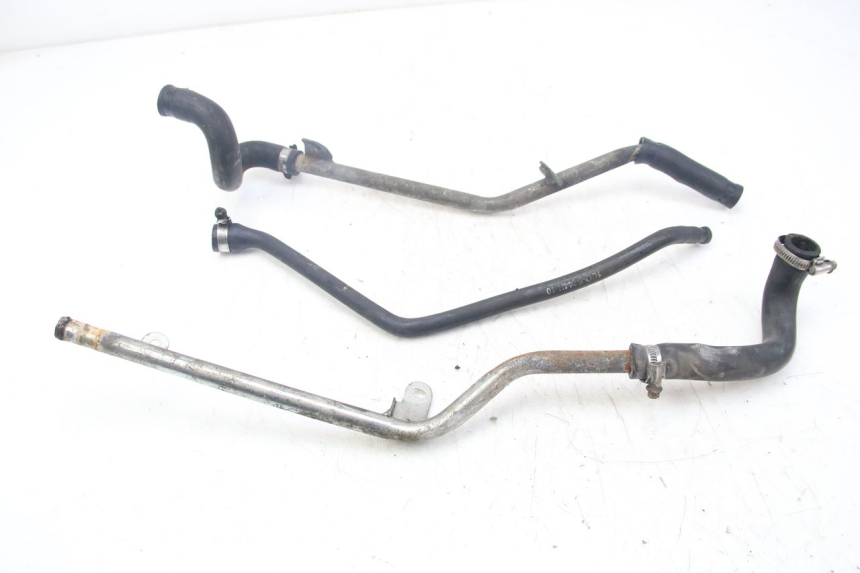 photo de MANGUERA DEL RADIADOR YAMAHA XMAX X-MAX 125 (2006 - 2009) - Detalle de la pieza