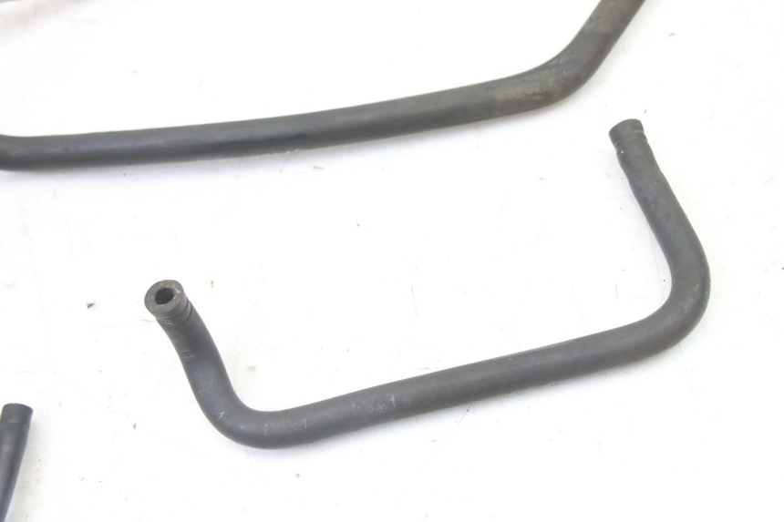 photo de MANGUERA DEL RADIADOR YAMAHA XMAX X-MAX 125 (2006 - 2009) - Otra perspectiva