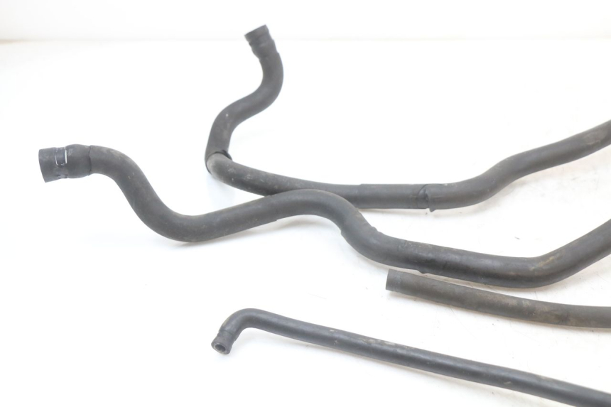 photo de MANGUERA DEL RADIADOR PIAGGIO X10 125 (2012 - 2017) - Detalle de la pieza