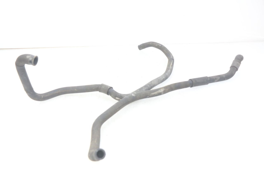 photo de MANGUERA DEL RADIADOR PIAGGIO X8 125 (2004 - 2007) - Primer plano técnico