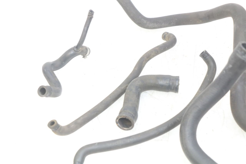 photo de MANGUERA DEL RADIADOR PIAGGIO X9 EVOLUTION 125 (2003 - 2007) - Otra perspectiva