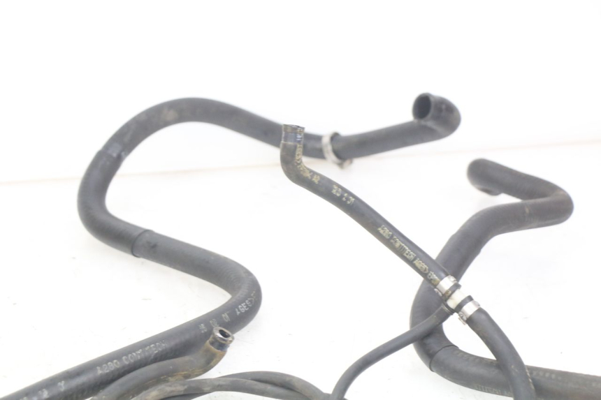 photo de MANGUERA DEL RADIADOR PIAGGIO X9 125 (2000 - 2003) - Detalle de la pieza