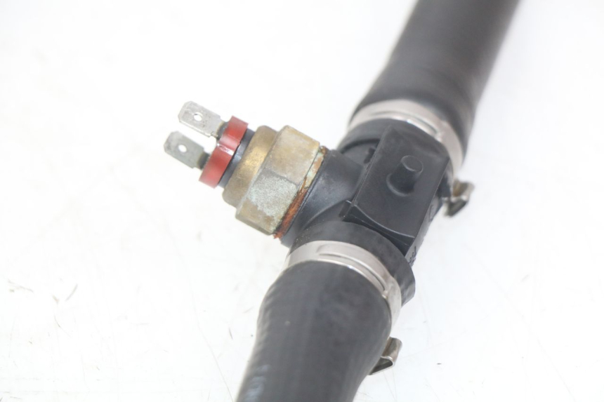 photo de MANGUERA DEL RADIADOR PIAGGIO XEVO - X EVO 125 (2007 - 2017) - Detalle de la pieza