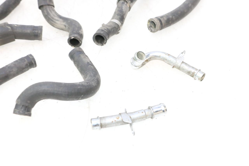 photo de MANGUERA RADIADOR HONDA XRV AFRICA TWIN 750 (1990 - 1992) - Detalle de la pieza