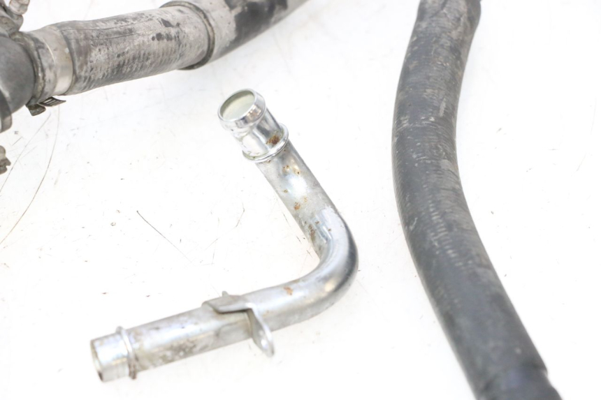 photo de MANGUERA RADIADOR HONDA XRV AFRICA TWIN 750 (1990 - 1992) - Características distintivas