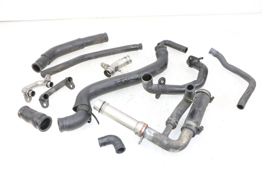 photo de MANGUERA RADIADOR YAMAHA FZ1 FAZER 1000 (2007 - 2009) - Vista principal