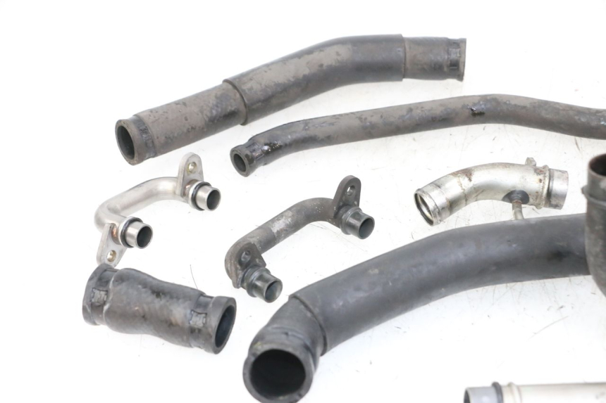 photo de MANGUERA RADIADOR YAMAHA FZ1 FAZER 1000 (2007 - 2009) - Zoom estado de uso