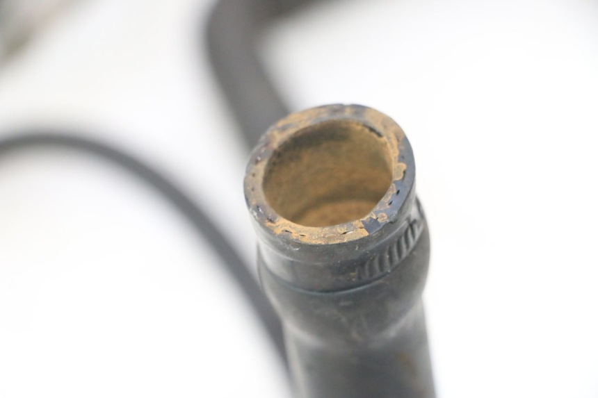 photo de MANGUERA DEL RADIADOR YAMAHA YP MAJESTY 125 (1998 - 2001) - Zoom estado de uso