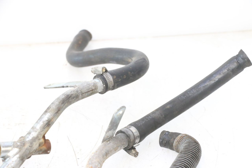 photo de MANGUERA DEL RADIADOR YAMAHA YP MAJESTY 125 (1998 - 2001) - Recambio usado revisado