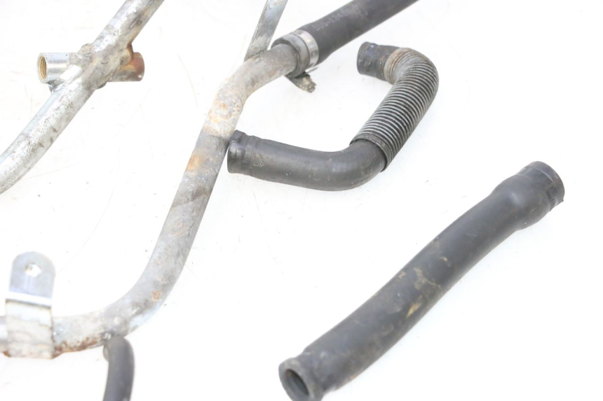 photo de MANGUERA DEL RADIADOR YAMAHA YP MAJESTY 125 (1998 - 2001) - Marcados y referencias originales