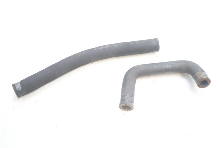 photo de MANGUERA DEL RADIADOR YAMAHA YP MAJESTY 125 (2002 - 2006) - Primer plano técnico