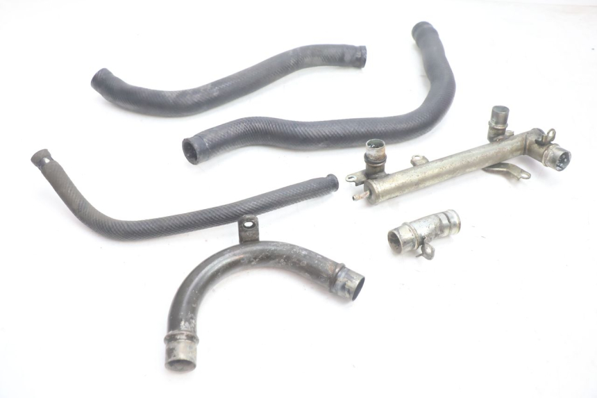 photo de MANGUERA RADIADOR YAMAHA YZF R GENESIS 750 (1993 - 1998) - Vista principal