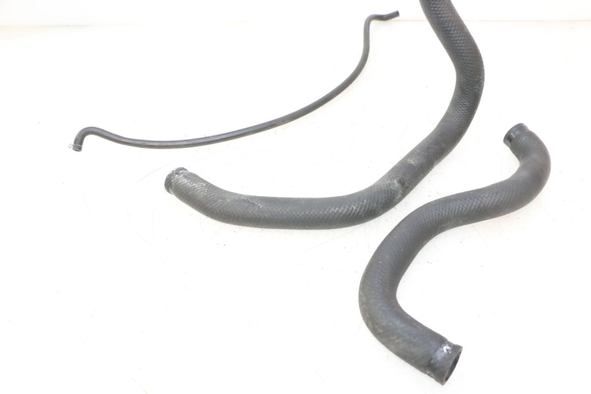 photo de MANGUERA DEL RADIADOR KAWASAKI ZX-6R ZX6R 600 (1995 - 1997) - Detalle de la pieza