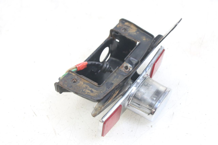 photo de ILUMINACIóN DE MATRíCULA HONDA CA REBEL 125 (1995 - 2001) - Detalle de la pieza