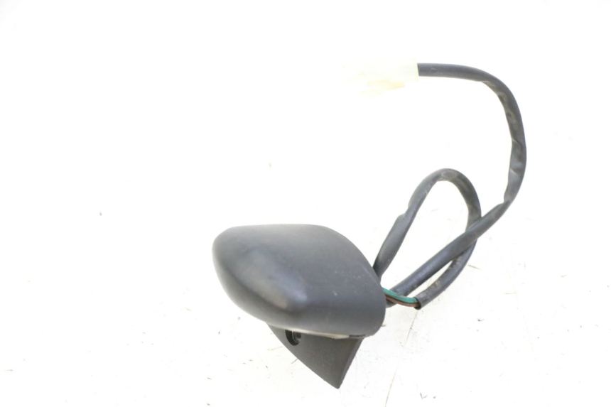 photo de ILUMINACIóN DE MATRíCULA PEUGEOT CITYSTAR 50 (2013 - 2017) - Detalle de la pieza