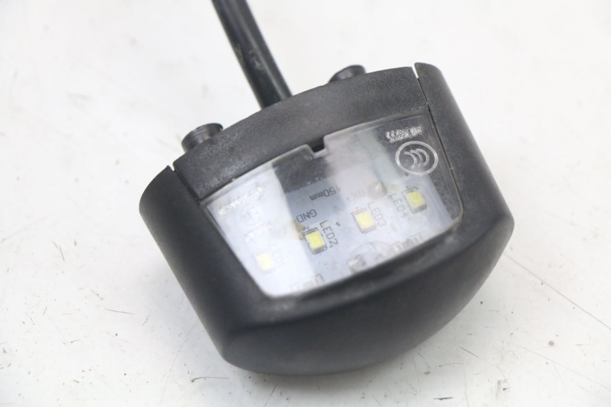 photo de LUZ MATRICULA EBROH BRAVO GLE 1 (2020 - 2024) - Zoom estado de uso