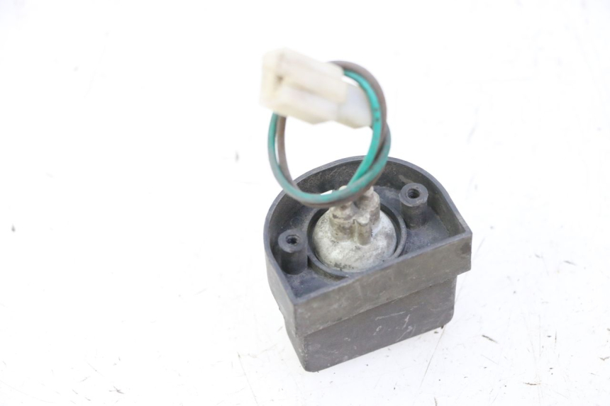 photo de LUZ MATRICULA KYMCO GRAND DINK 125 (2002 - 2007) - Zoom estado de uso