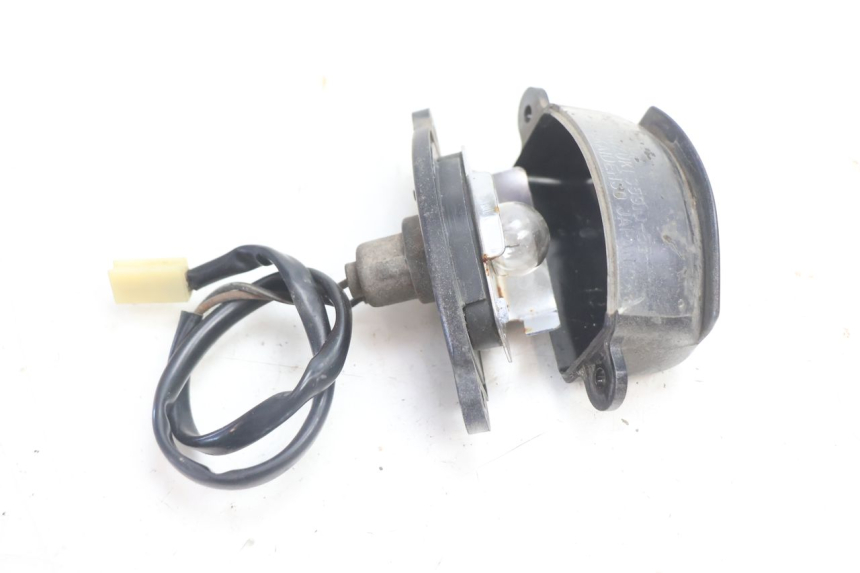photo de LUZ MATRICULA SUZUKI GSX F GSXF 750 (1988 - 1998) - Zoom estado de uso