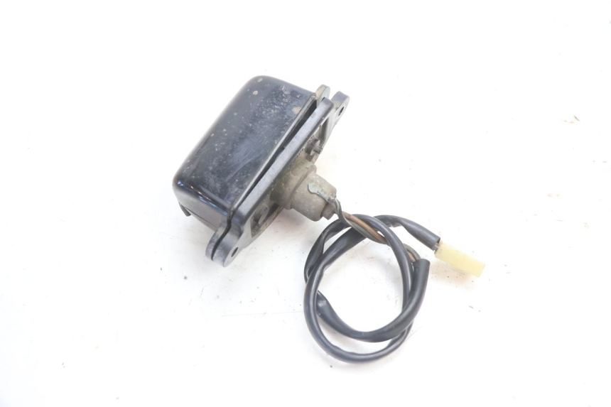 photo de LUZ MATRICULA SUZUKI GSX F GSXF 750 (1988 - 1998) - Primer plano técnico