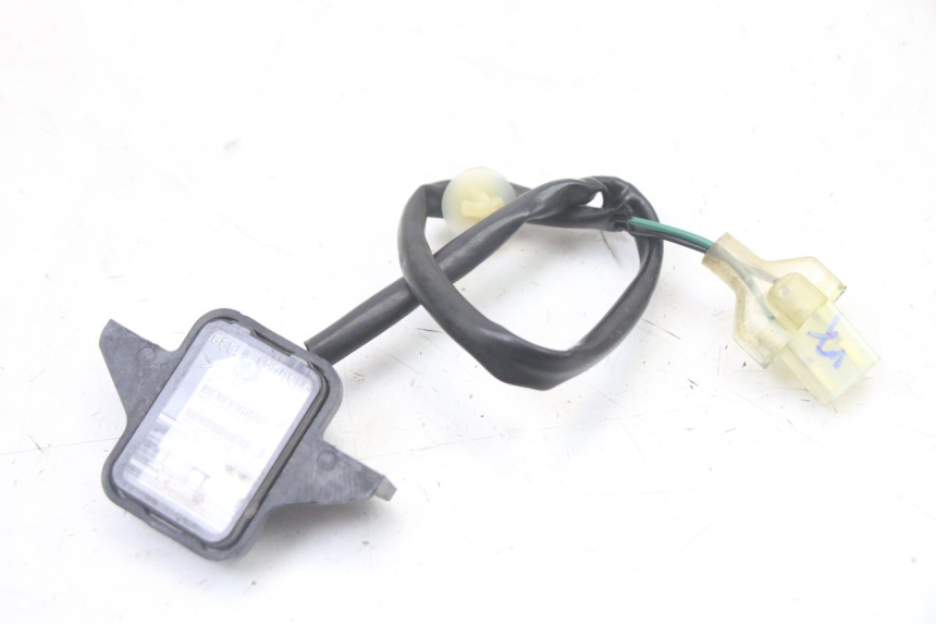 photo de LUZ MATRICULA HONDA PCX (JF57/JF64) 125 (2014 - 2018) - Zoom estado de uso