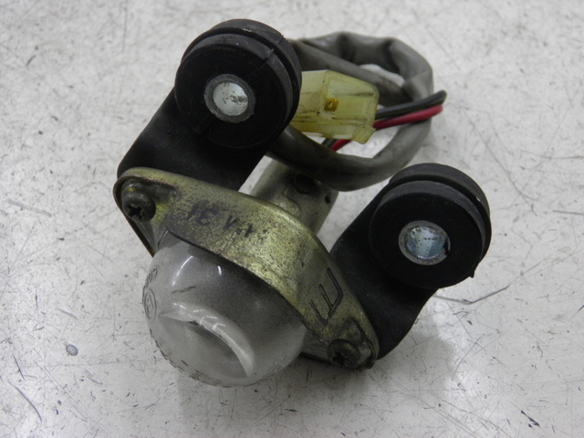 photo de LUZ MATRICULA KAWASAKI ZZR 600 (1995 - 2004) - Vista principal