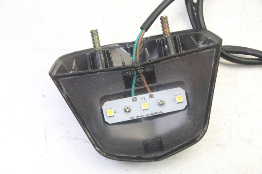 photo de LUZ MATRICULA KIDEN KD125-G 125 (2018 - 2022) - Zoom estado de uso