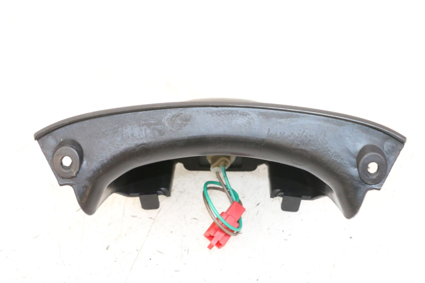 photo de LUZ MATRICULA KYMCO XCITING 500 (2007 - 2010) - Otra perspectiva