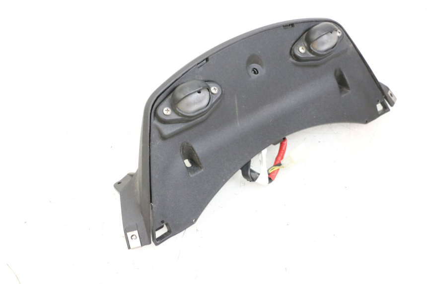 photo de LUZ MATRICULA PIAGGIO MP3 HPE 350 (2018 - 2020) - Detalle de la pieza