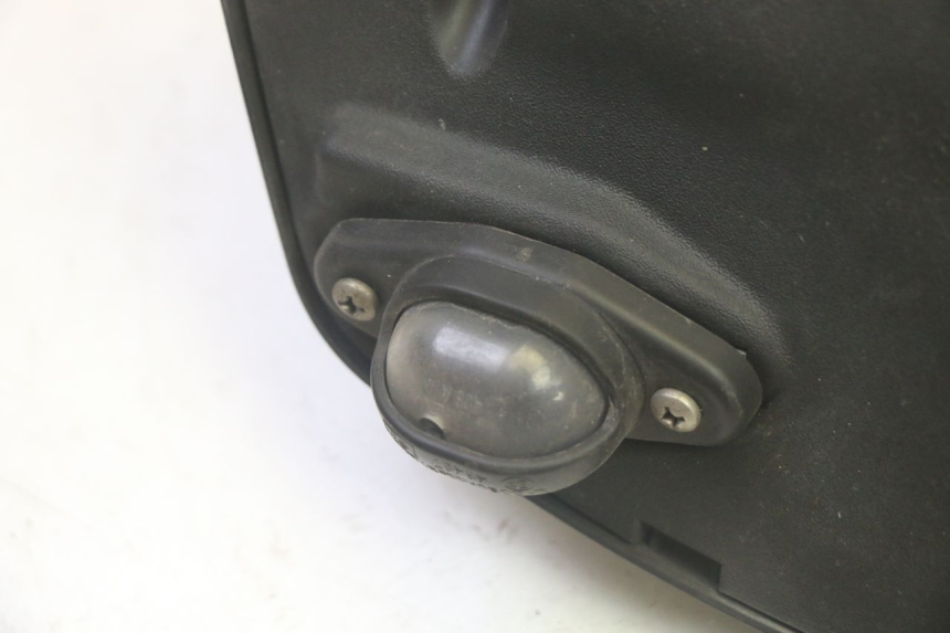 photo de LUZ MATRICULA PIAGGIO MP3 HPE 350 (2018 - 2020) - Detalle de la pieza