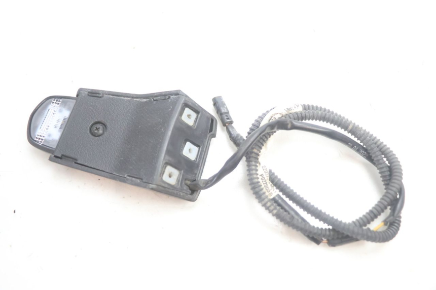 photo de LUZ MATRICULA PIAGGIO MP3 HPE 530 (2022 - 2026) - Vista principal