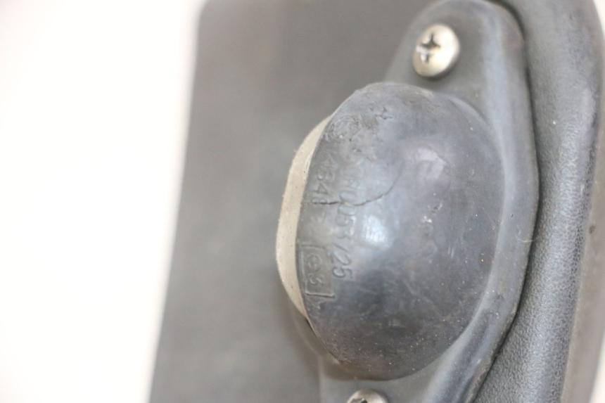 photo de LUZ MATRICULA PIAGGIO MP3 LT 400 (2007 - 2012) - Detalle de la pieza