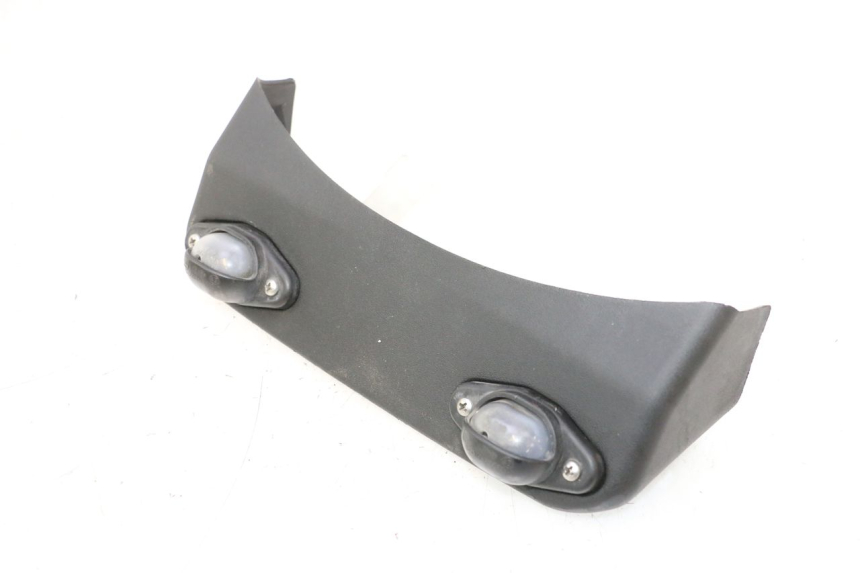 photo de LUZ MATRICULA PIAGGIO MP3 LT 300 (2010 - 2016) - Primer plano técnico