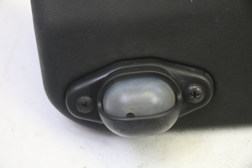photo de LUZ MATRICULA PIAGGIO MP3 RL 250 (2006 - 2010) - Detalle de la pieza