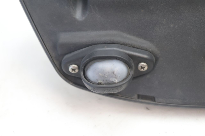 photo de LUZ MATRICULA PIAGGIO MP3 500 (2016 - 2018) - Otra perspectiva