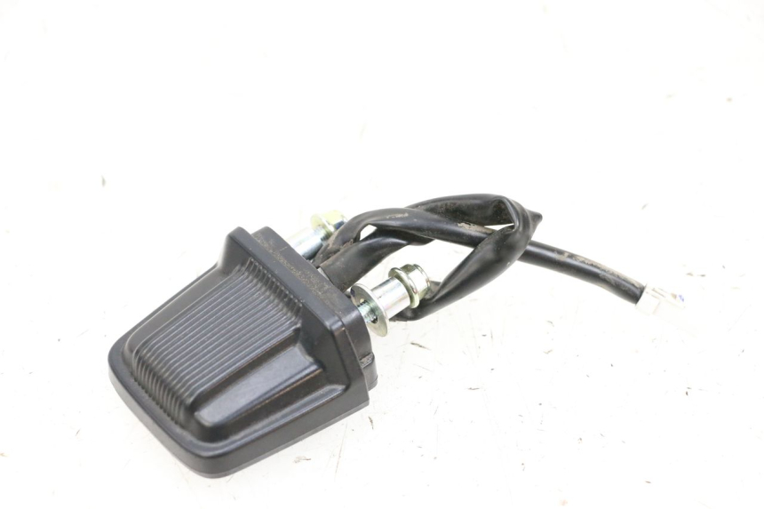 photo de LUZ MATRICULA YAMAHA NEO'S CORE 1 (2022 - 2026) - Otra perspectiva