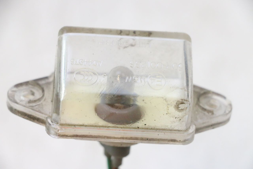 photo de LUZ MATRICULA KYMCO LIKE 4T 50 (2019 - 2025) - Primer plano técnico