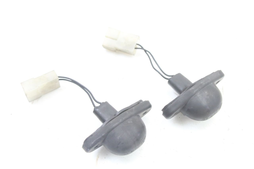 photo de LUZ MATRICULA PIAGGIO MP3 LT 400 (2007 - 2012) - Primer plano técnico