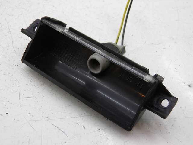 photo de LUZ MATRICULA PIAGGIO MP3 RL 125 (2006 - 2014) - Otra perspectiva