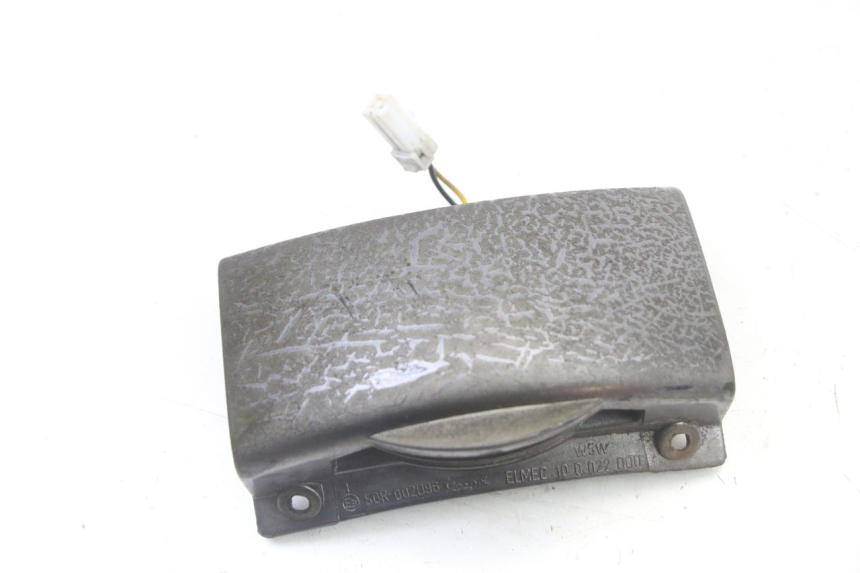 photo de LUZ MATRICULA PIAGGIO VESPA GRANTURISMO 125 (2003 - 2007) - Zoom estado de uso