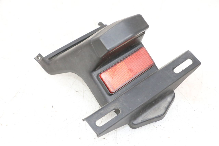 photo de LUZ MATRICULA JM MOTORS SANTANA 50 (2014 - 2023) - Estado de la superficie y material