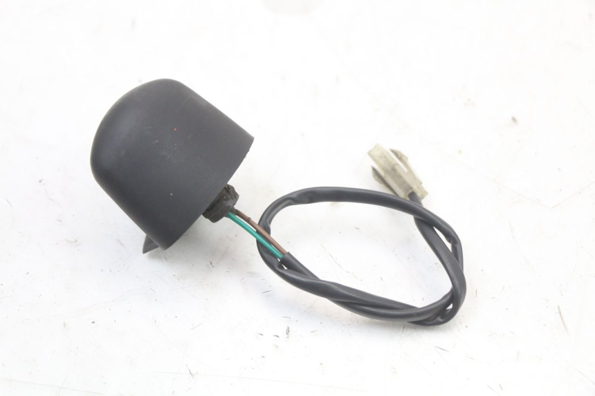 photo de LUZ MATRICULA PEUGEOT SATELIS 125 (2010 - 2012) - Otra perspectiva