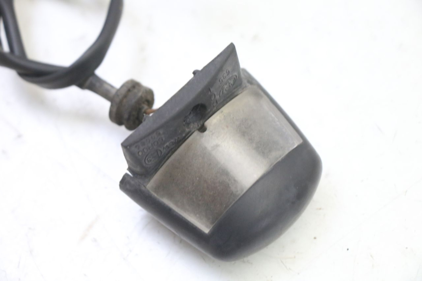 photo de LUZ MATRICULA PEUGEOT SATELIS 250 (2006 - 2012) - Detalle de la pieza