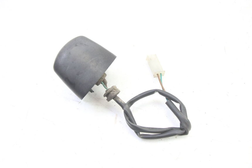 photo de LUZ MATRICULA PEUGEOT SATELIS 250 (2006 - 2012) - Otra perspectiva