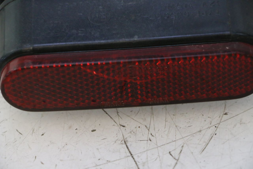 photo de LUZ MATRICULA RIDE SLASH 2T 50 (2012 - 2014) - Detalles de los puntos de fijación