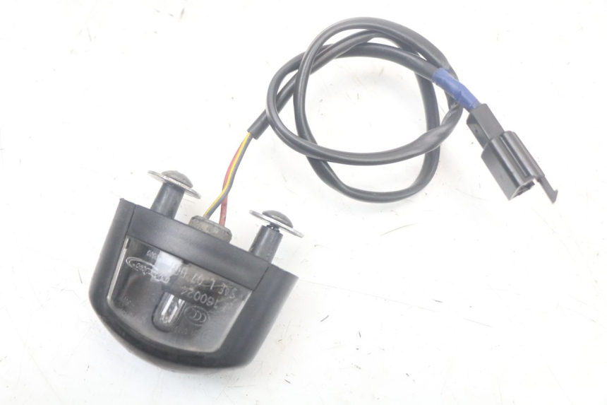 photo de ILUMINACIóN DE MATRíCULA KAWASAKI VERSYS ABS 650 (2015 - 2018) - Detalle de la pieza